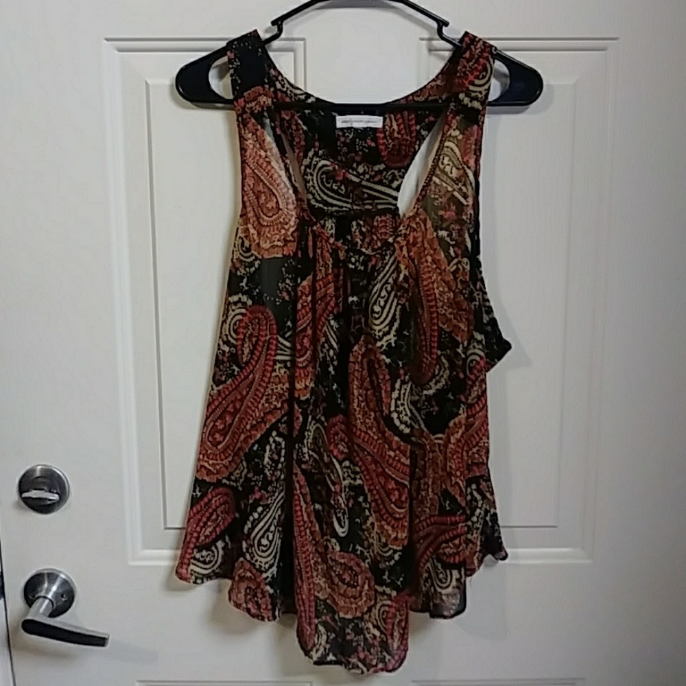 Womens sleeveless top
